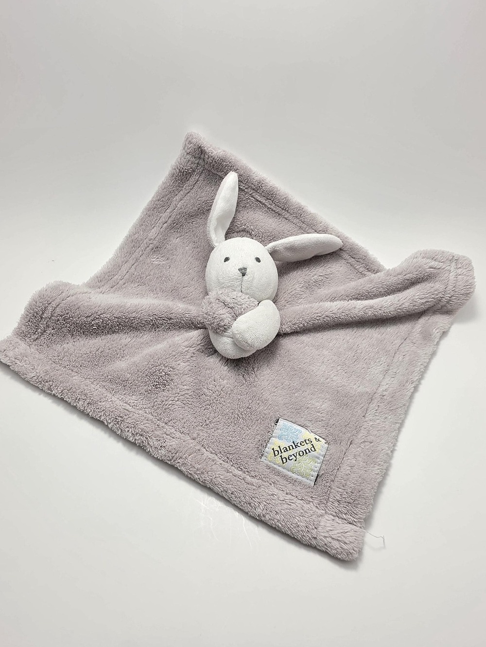 Blankets and Beyond Vintage Bunny Lovey Blanket Plush (8 inch)